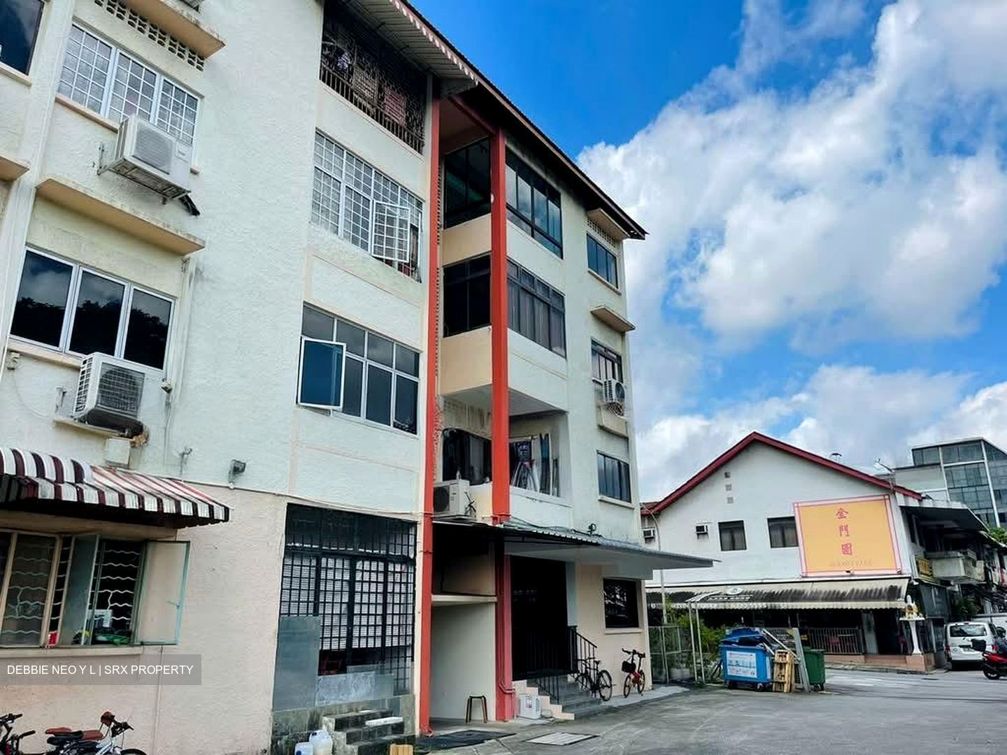 Upper Paya Lebar Road (D19), Apartment #561028111